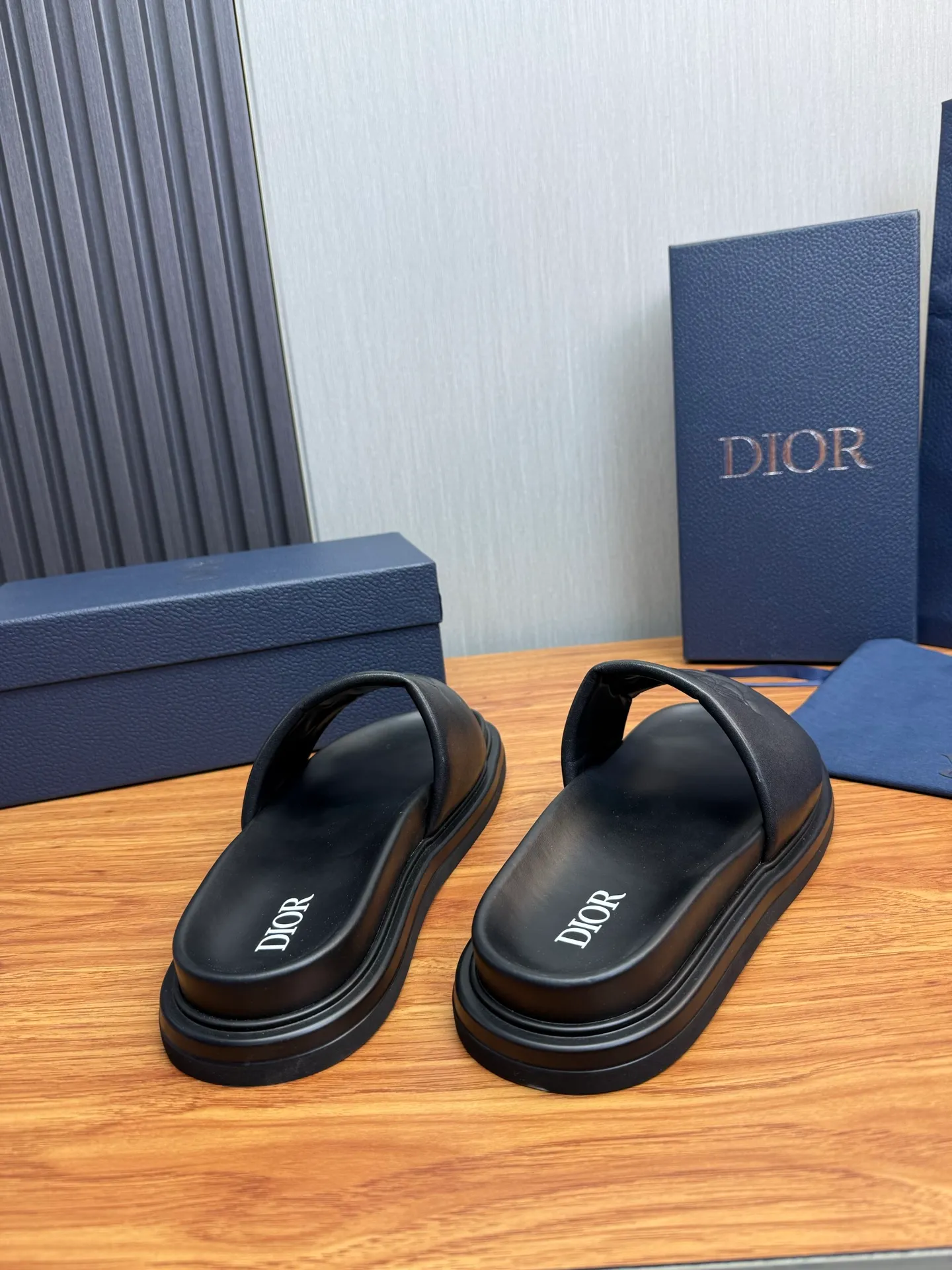 Men's shoes 280💰 Dior. Men's slippers🩴Official website 1:1 production 38-45 yards 45 46 🉑️Customized original material shipped✅